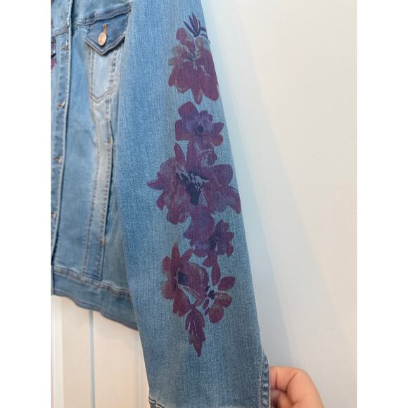 Coldwater Creek Stretchy Blue Jean Jacket with Pink/Purple Watercolor Flowers - Picture 5 of 8